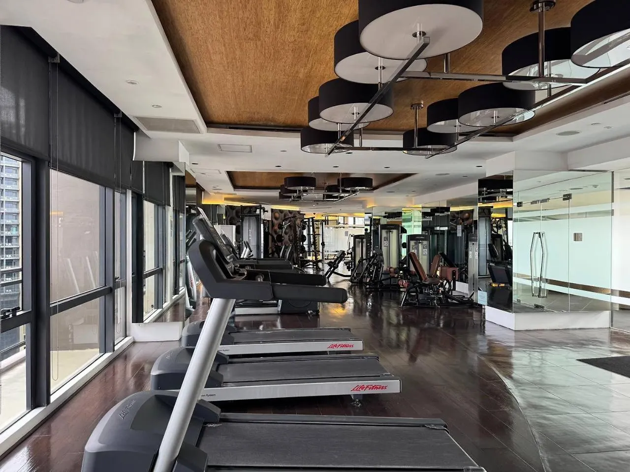Condo In Makati With Fast Wifi, Free Pool, Netflix And Own Balcony Manila Philippines