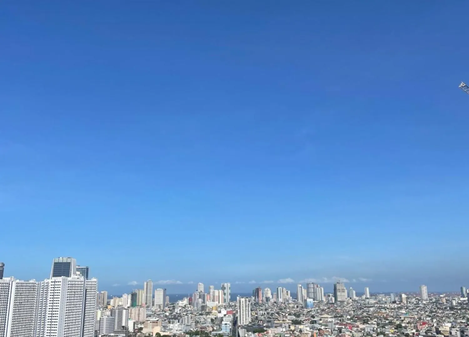 Apartment Condo In Makati With Fast Wifi, Free Pool, Netflix And Own Balcony Manila Philippines